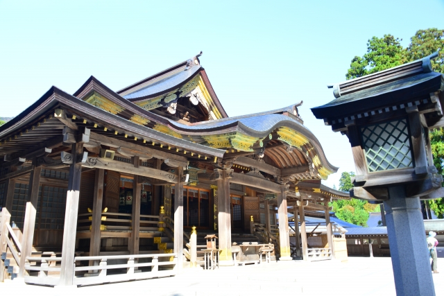 新潟県の弥彦神社