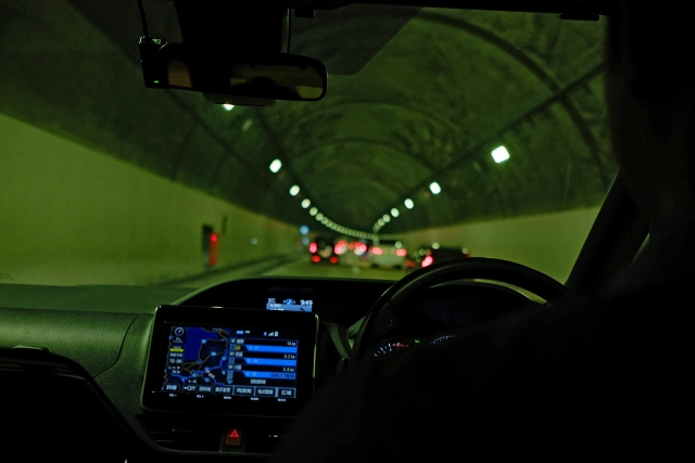 トンネルの運転
